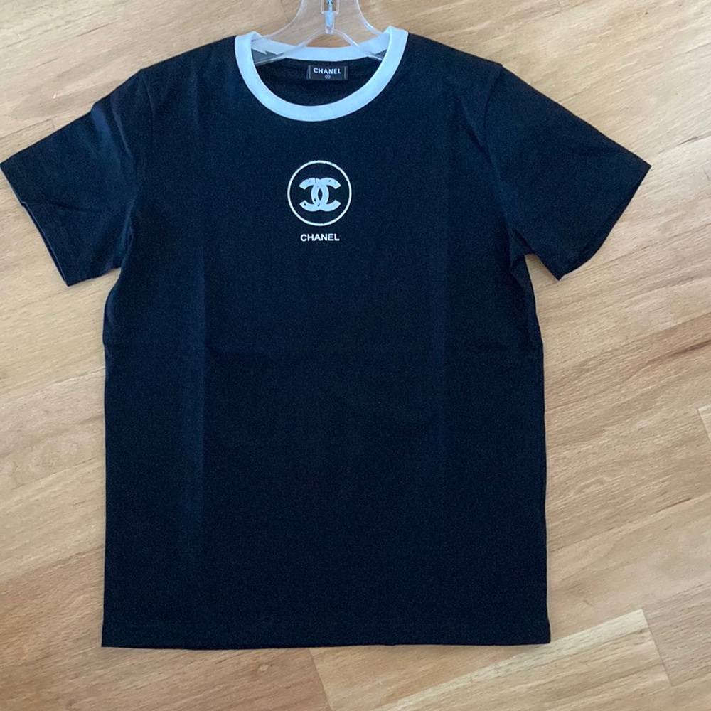 Chanel T-shirt